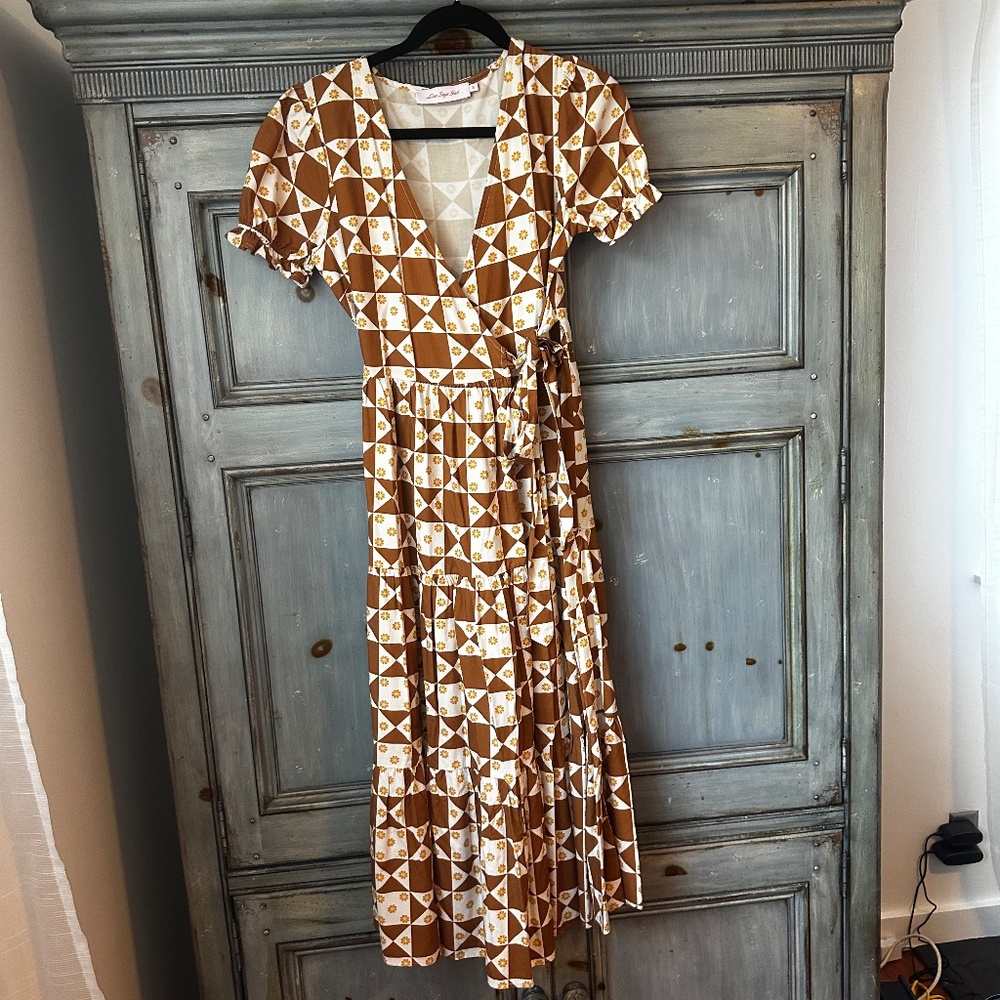 Lisa Says Gah Victoria Wrap Dress in Pecan Cream Size XS - Picture 4 of 11